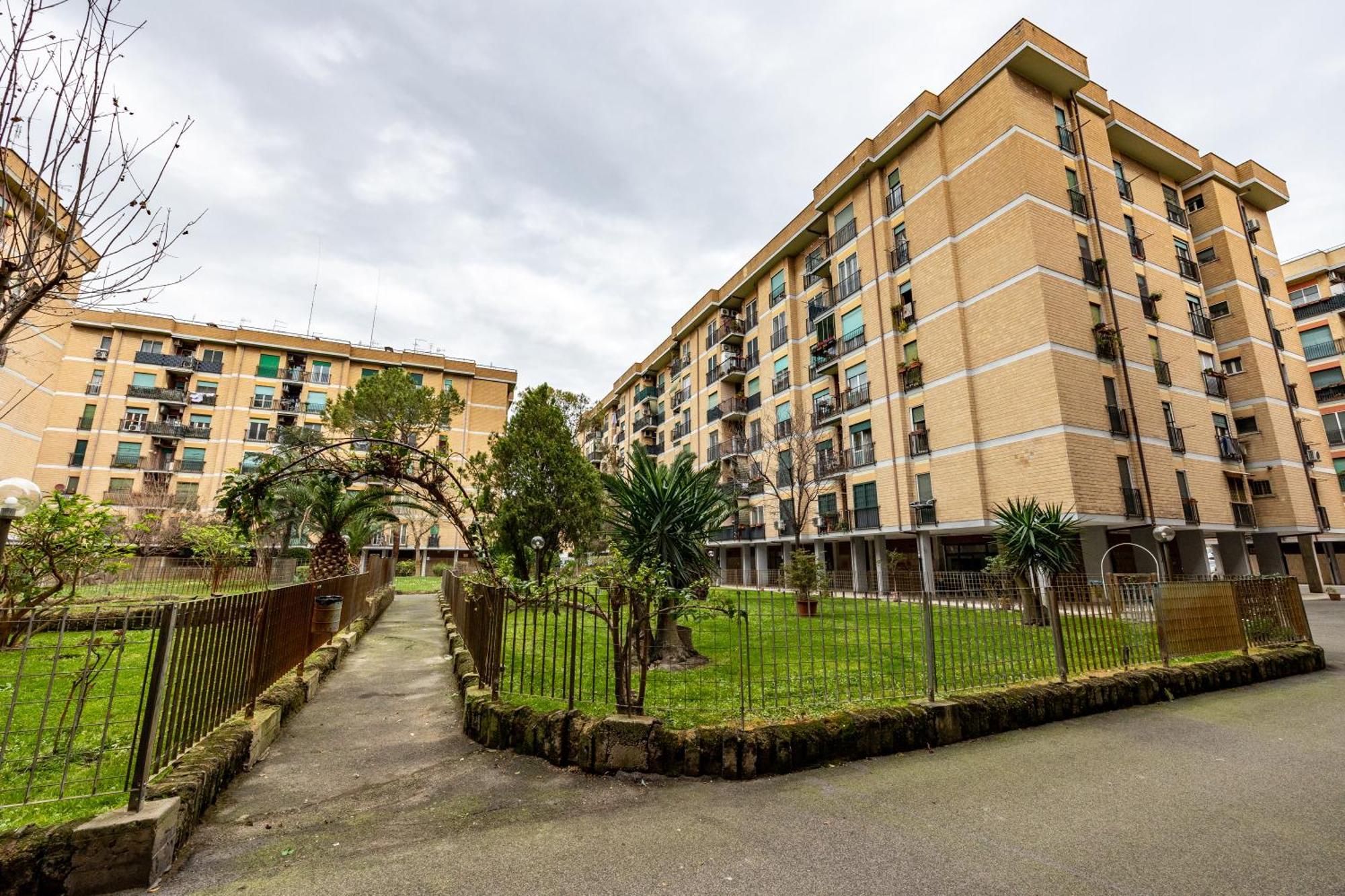 Big Apartment Rome Air Conditioning Wifi Netflix 90 Mq Zewnętrze zdjęcie